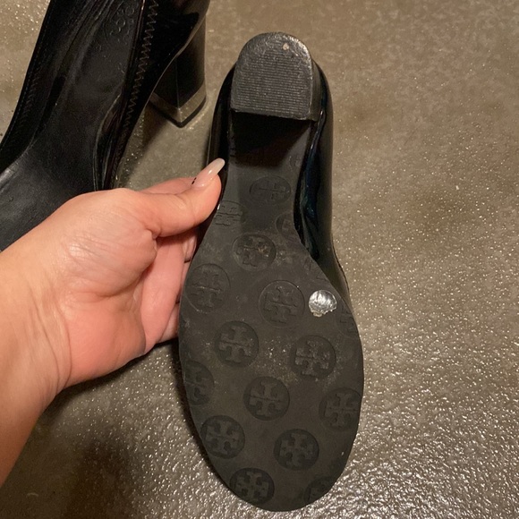 Tory Burch Emblem Heels - Picture 6 of 7